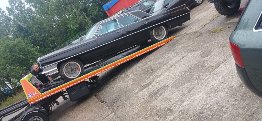 Cadillac 2