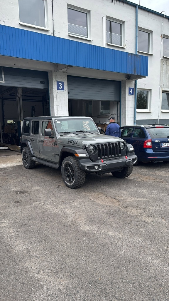 Jeep Wrangler Willys