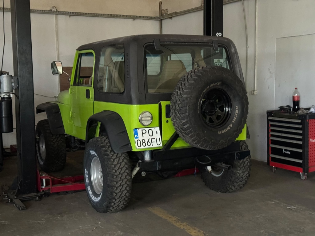 Jeep YJ 4